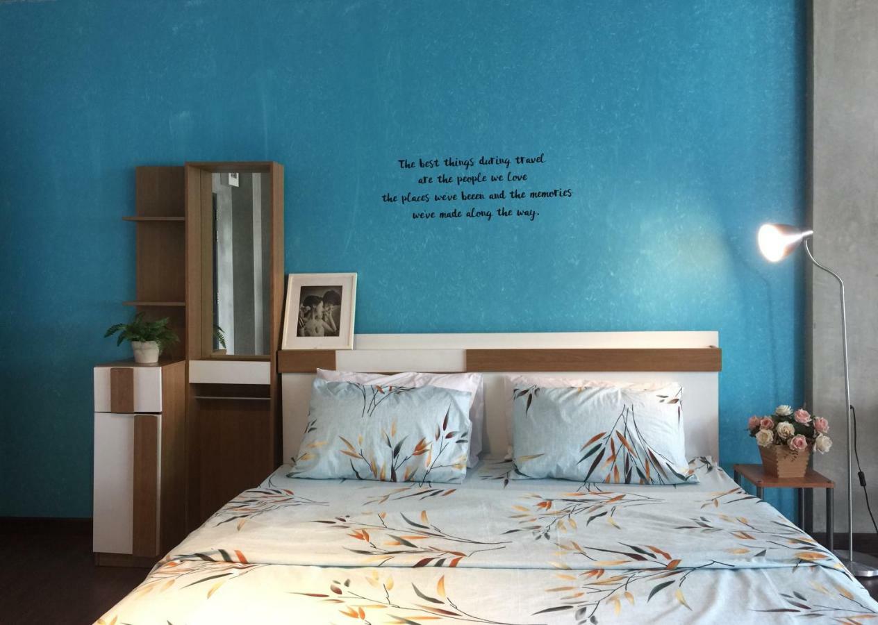 ไฟว์ สตาร์ รัชดา 19 Hostel กรุงเทพมหานคร ภายนอก รูปภาพ